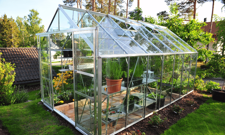 Gartenhaus selber bauen oder fertig kaufen?