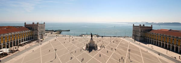 yard of the palace lisbon